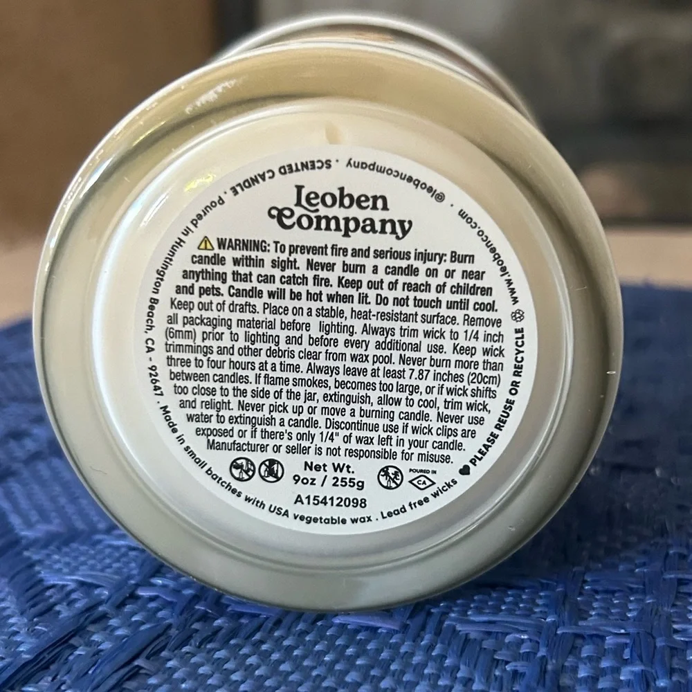 Leoben Company Slow Burn Romance White Scented Candle